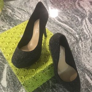 Gianni Bini black pumps with circle details